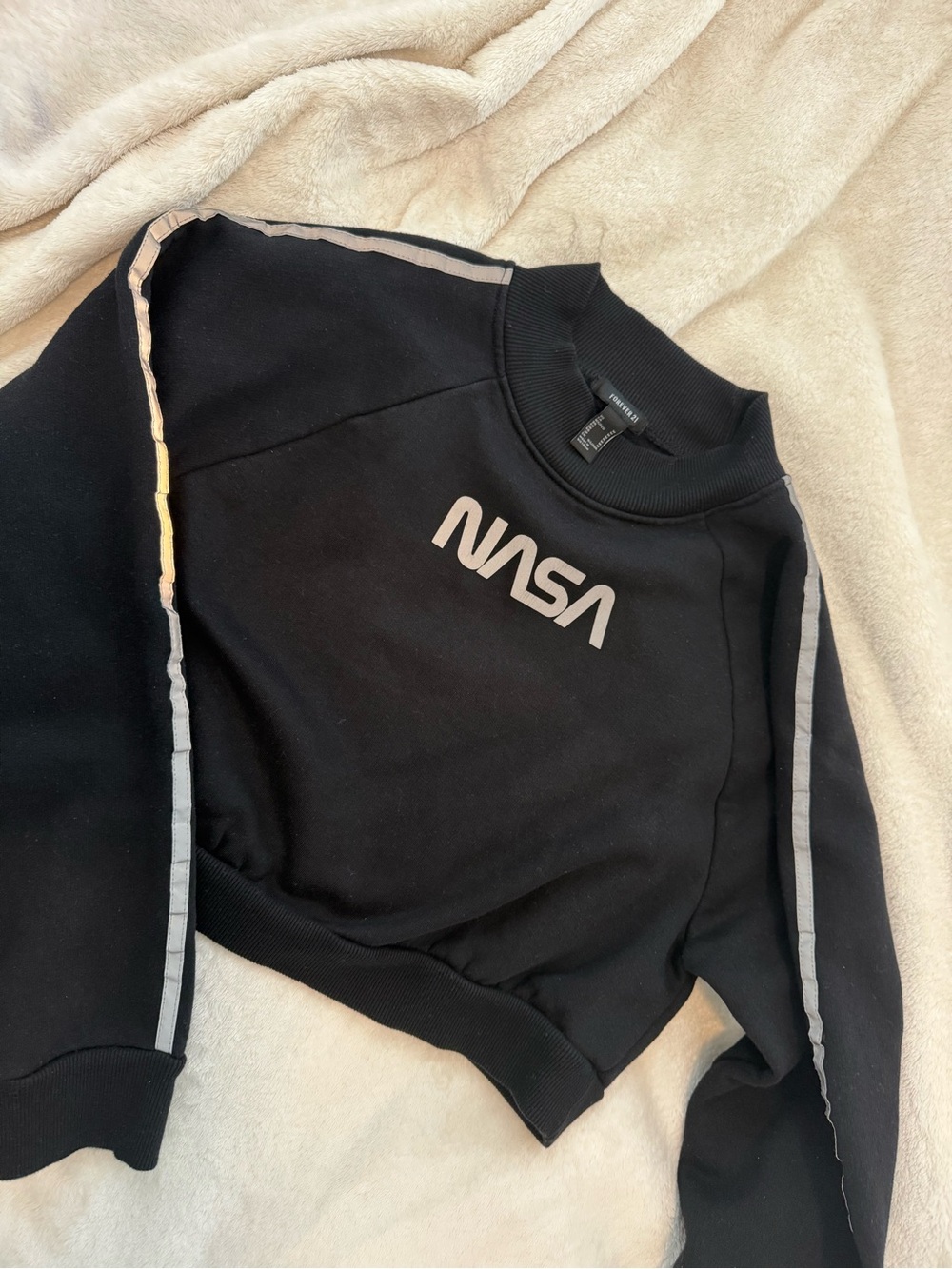 Forever 21 Black NASA Crop Sweatshirt with Silver Reflective Trim - Picture 2 of 2